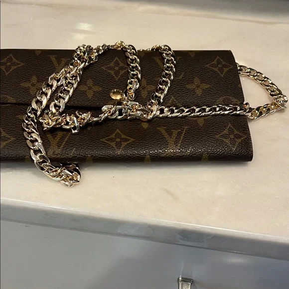 Louis Vuitton Brown Monogram Wallet - Picture 12 of 13